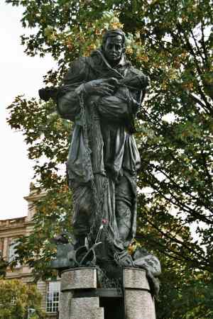 Johannes-von-Nepomuk-Statue